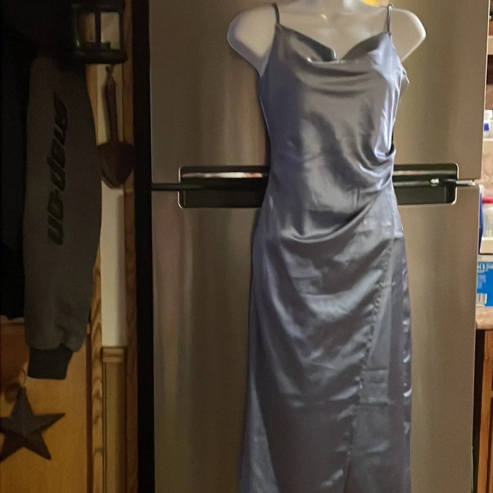 Hollywood Satin Midi Dress - Picture 4 of 15